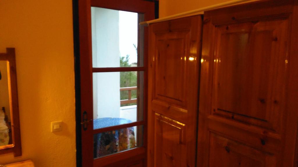 Stergiou Rooms Liri Bagian luar foto